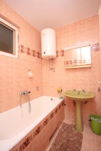 Apartment Medveja 7852a