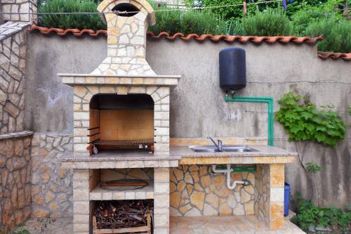Hostal Apartments With A Parking Space Selce (crikvenica) - 2383