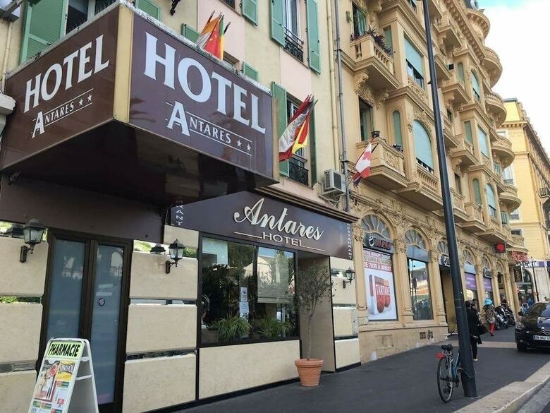 Hostal Antares