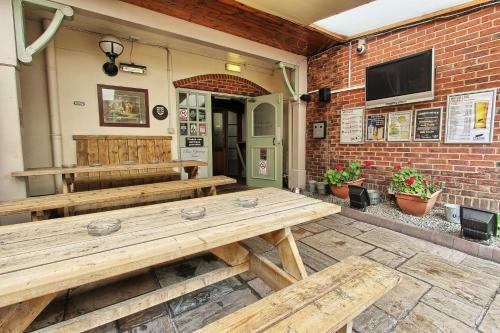 The Stockton Arms Hotel