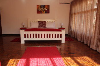 Hostal Sommerschield Guest House