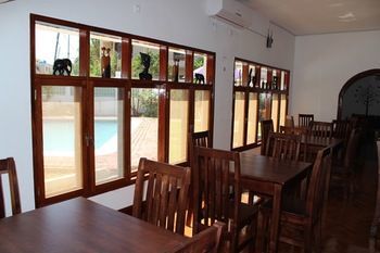 Hostal Sommerschield Guest House