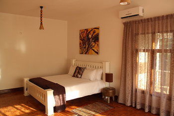 Hostal Sommerschield Guest House