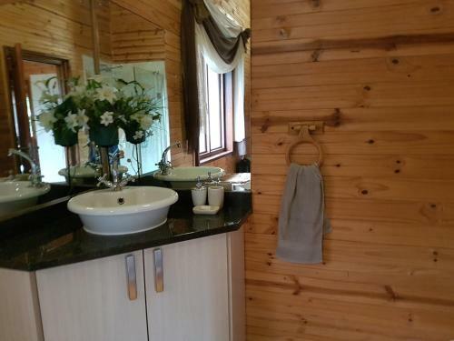 Hib Escape Villa