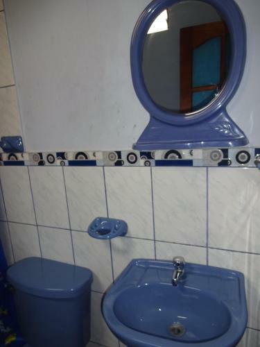 Hostal Alojamiento "selva Del Sol"