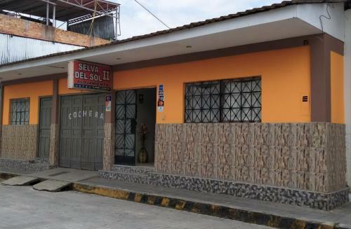 Hostal Alojamiento "selva Del Sol"