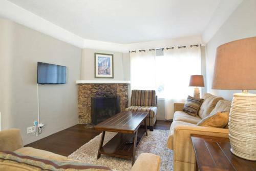 Bay View Montclair Cottage