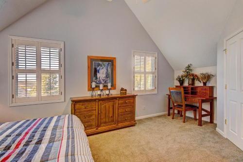 Bear Pine Chalet