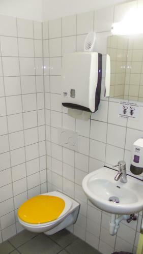 Hostal Alex 30 Hostel