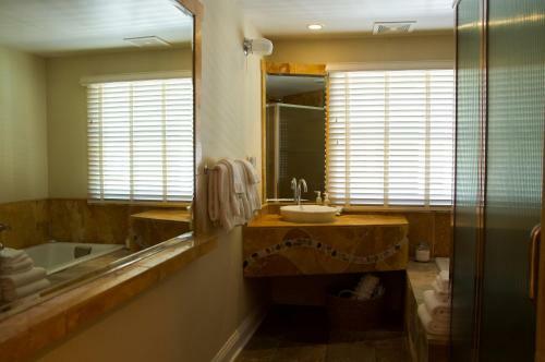 Hostal Pelton Guest House