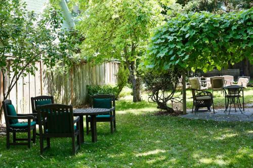 Hostal Pelton Guest House