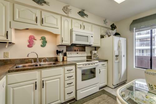 Anchorage II B16 Apartment
