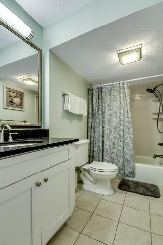 Anchorage II B17 Apartment