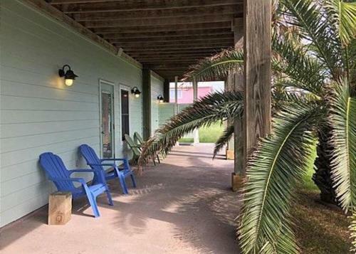 220rd-island Breeze