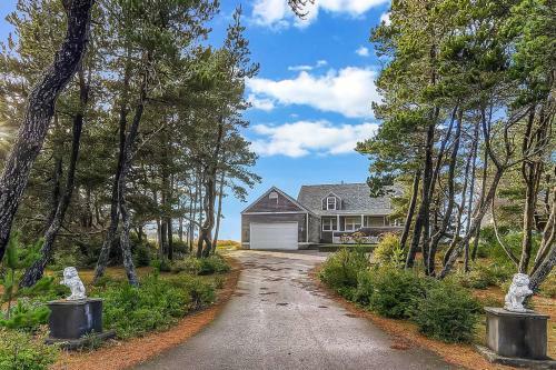 Beachwood Estate
