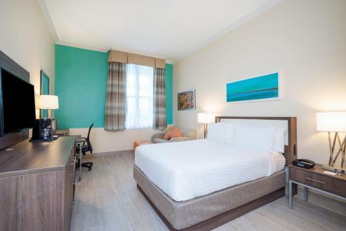 Hotel Holiday Inn Express & Suites Nassau
