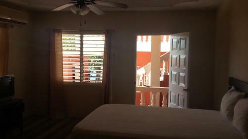 Hostal South Sea View Guest House