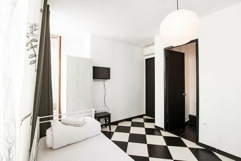 Hostal Athenstyle