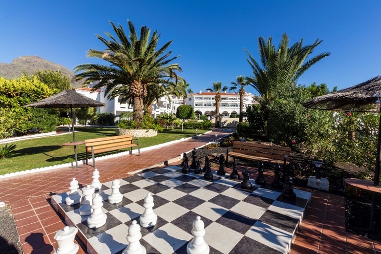 Aparthotel Regency Torviscas, Apartaments & Suites