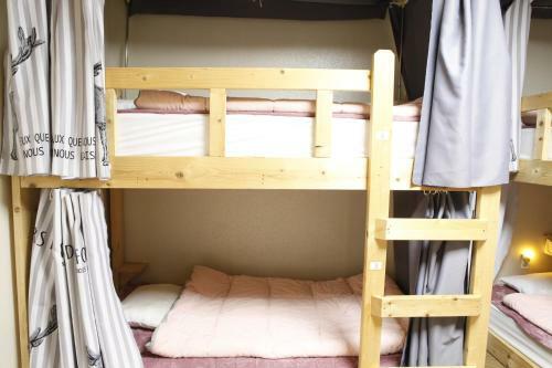 Hostal Baozen Guesthouse