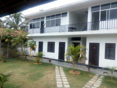 Hostal Craby Guesthouse