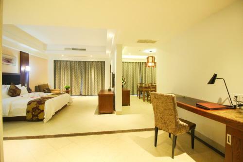 Qionghai Jinmao Hotel