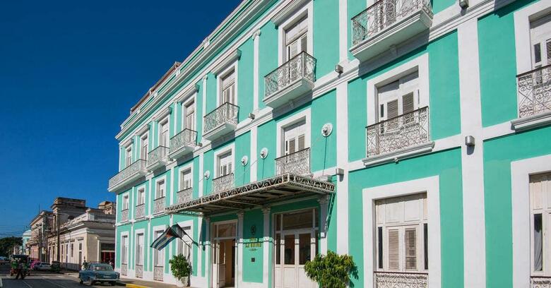 Hotel La Union Managed By Meli�