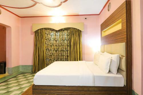 Fabhotel East View