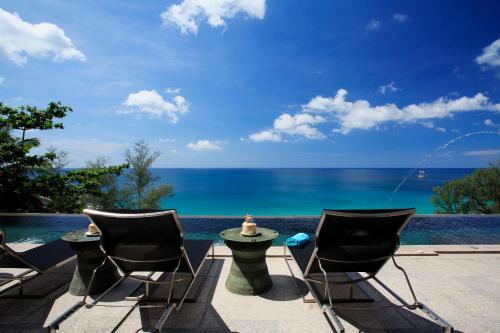 Bluesiam Villa