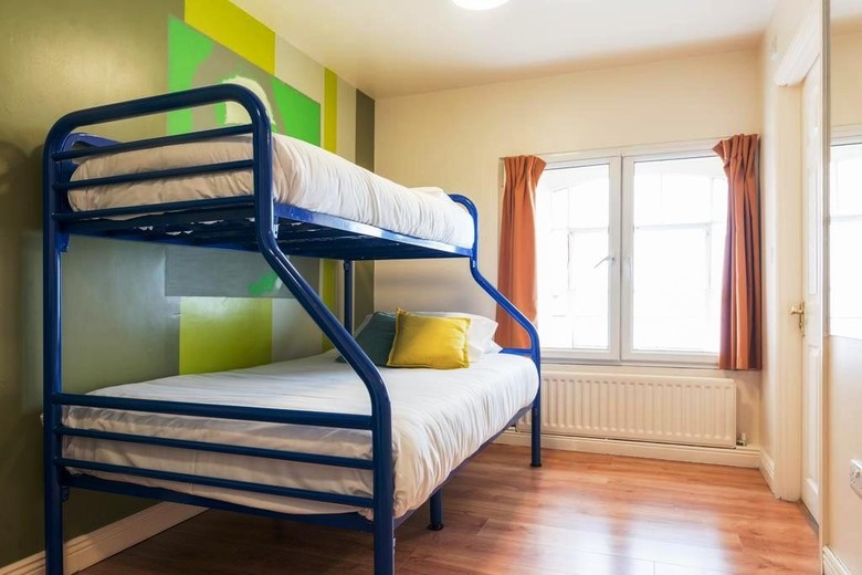 Hostal Sky Backpackers
