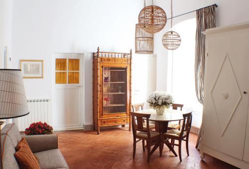 Residencia Alex House