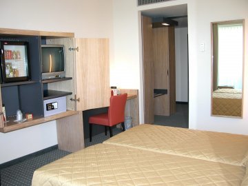 Art Hotel Mir�