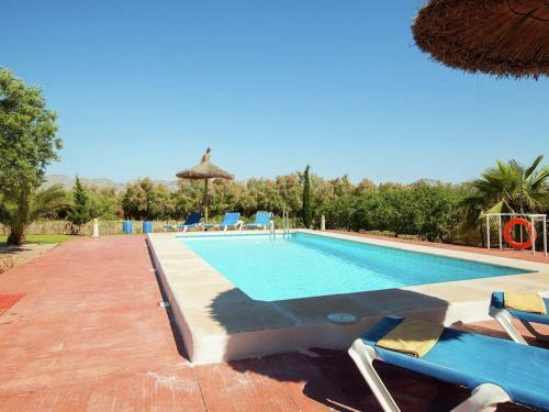 Cozy Holiday Home With Private Pool In Alcudia