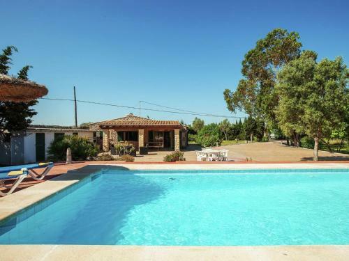 Cozy Holiday Home With Private Pool In Alcudia