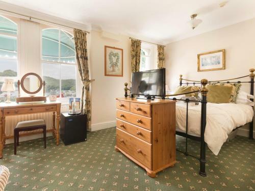 Hostal Dolphin Guest House