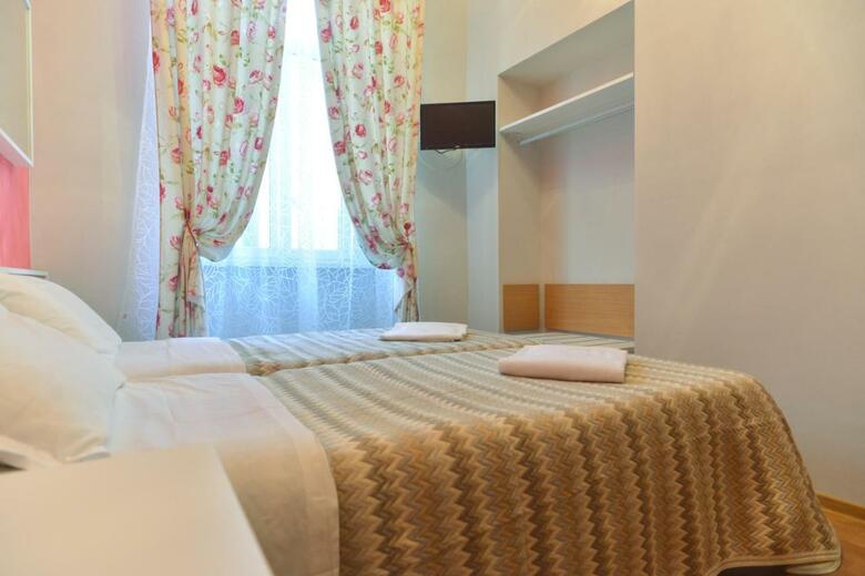 Bed & Breakfast B&t Rooms Trani