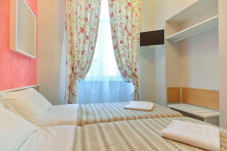 Bed & Breakfast B&t Rooms Trani