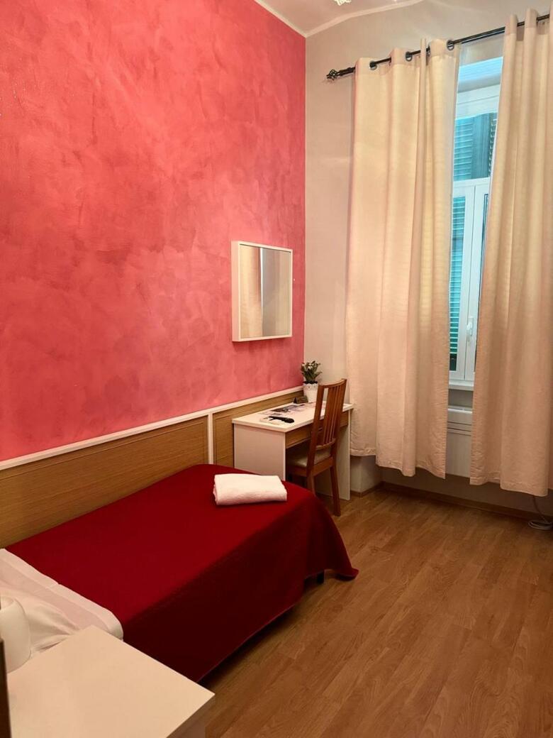 Bed & Breakfast B&t Rooms Trani