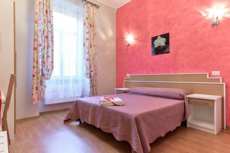 Bed & Breakfast B&t Rooms Trani