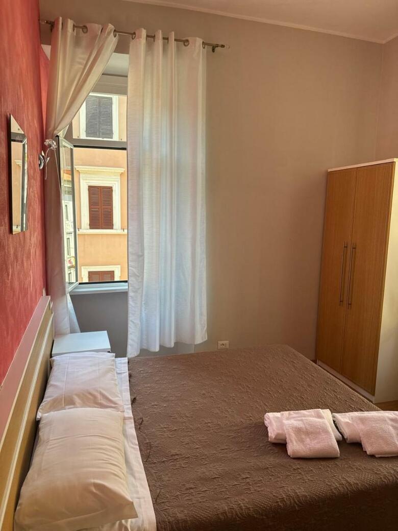 Bed & Breakfast B&t Rooms Trani