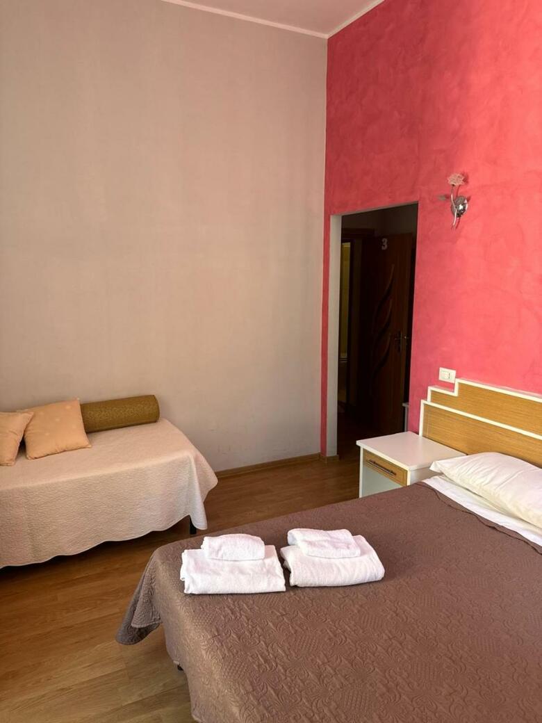 Bed & Breakfast B&t Rooms Trani
