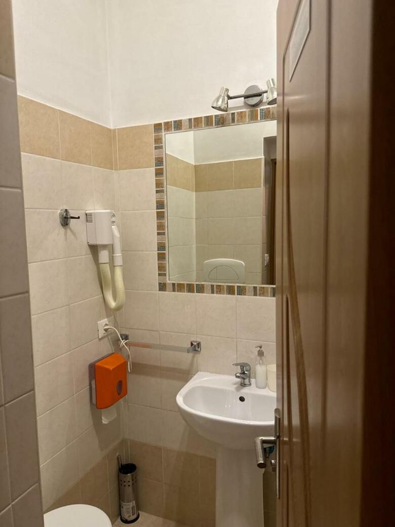Bed & Breakfast B&t Rooms Trani