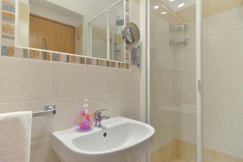 Bed & Breakfast B&t Rooms Trani
