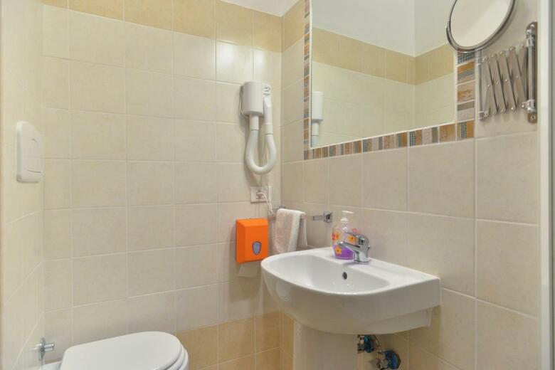 Bed & Breakfast B&t Rooms Trani