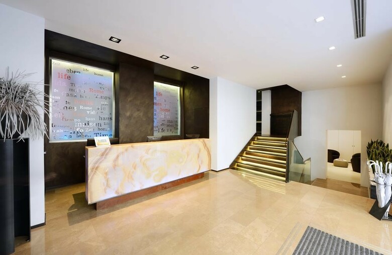 Rome Life Hotel