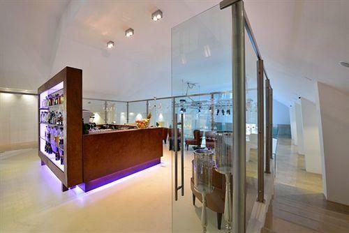 Rome Life Hotel