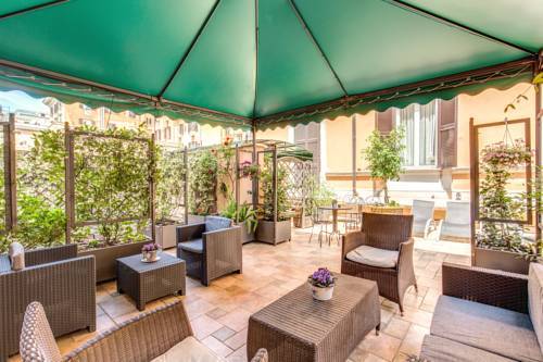 Residencia Wrh Suites