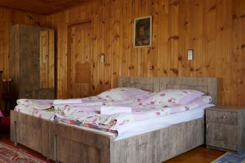 Hostal Lagami House