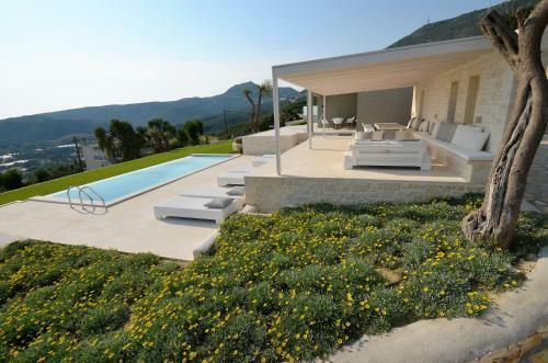 Villa Kira