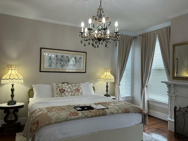 Bed & Breakfast Meadows Inn